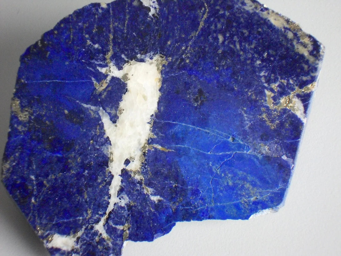 Lapis lazuli kamień września