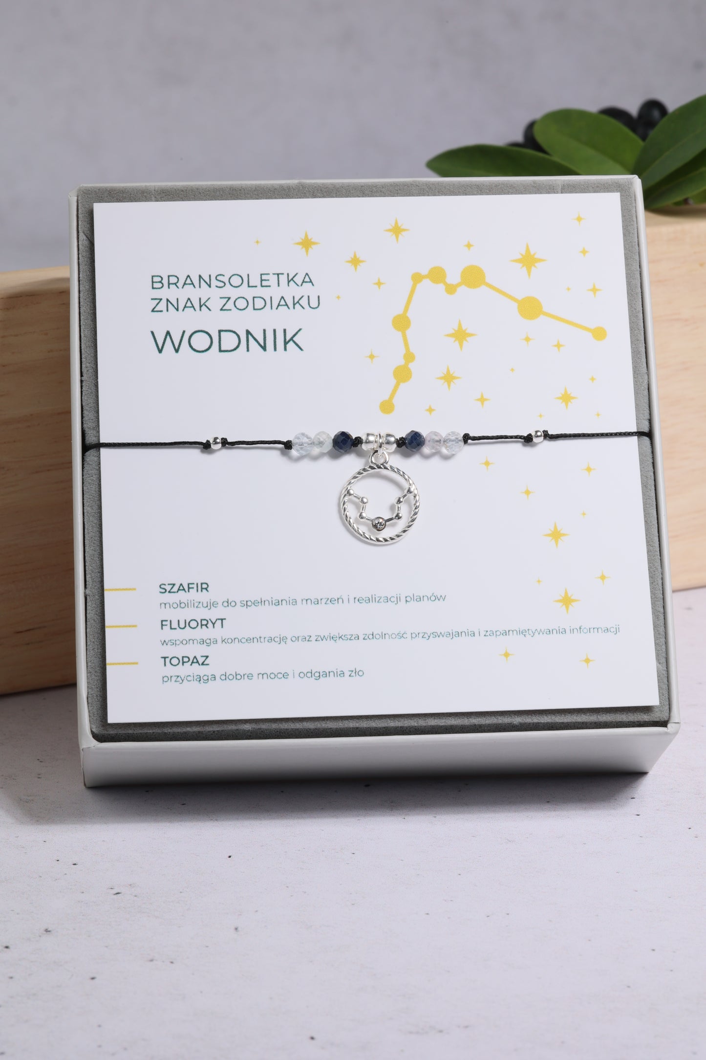 bransoletka znak zodiaku wodnik ze srebrną zawieszką