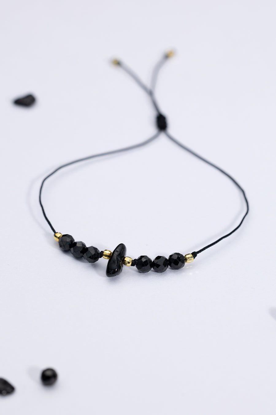 Bransoletka sznurkowa naturalny turmalin