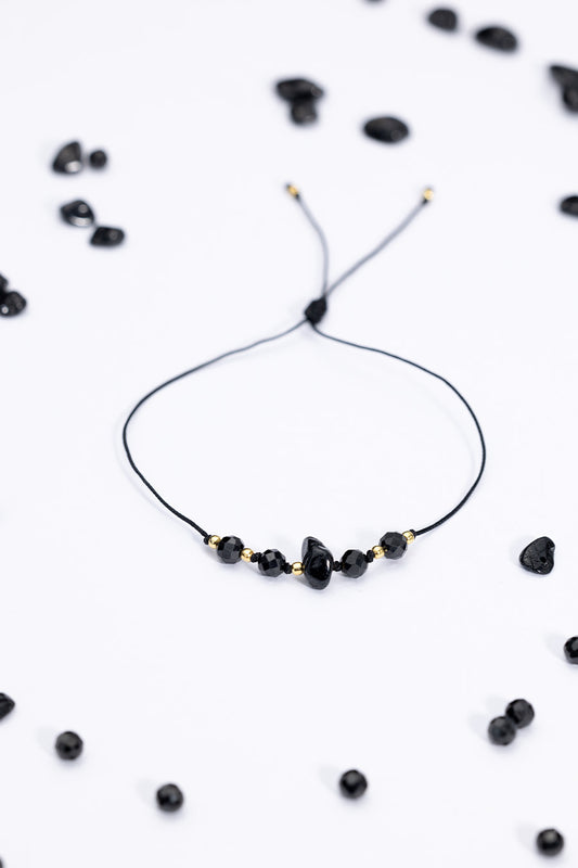 Bransoletka sznurkowa z naturalnym turmalinem