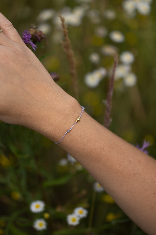 Liliowa bransoletka z ametystem