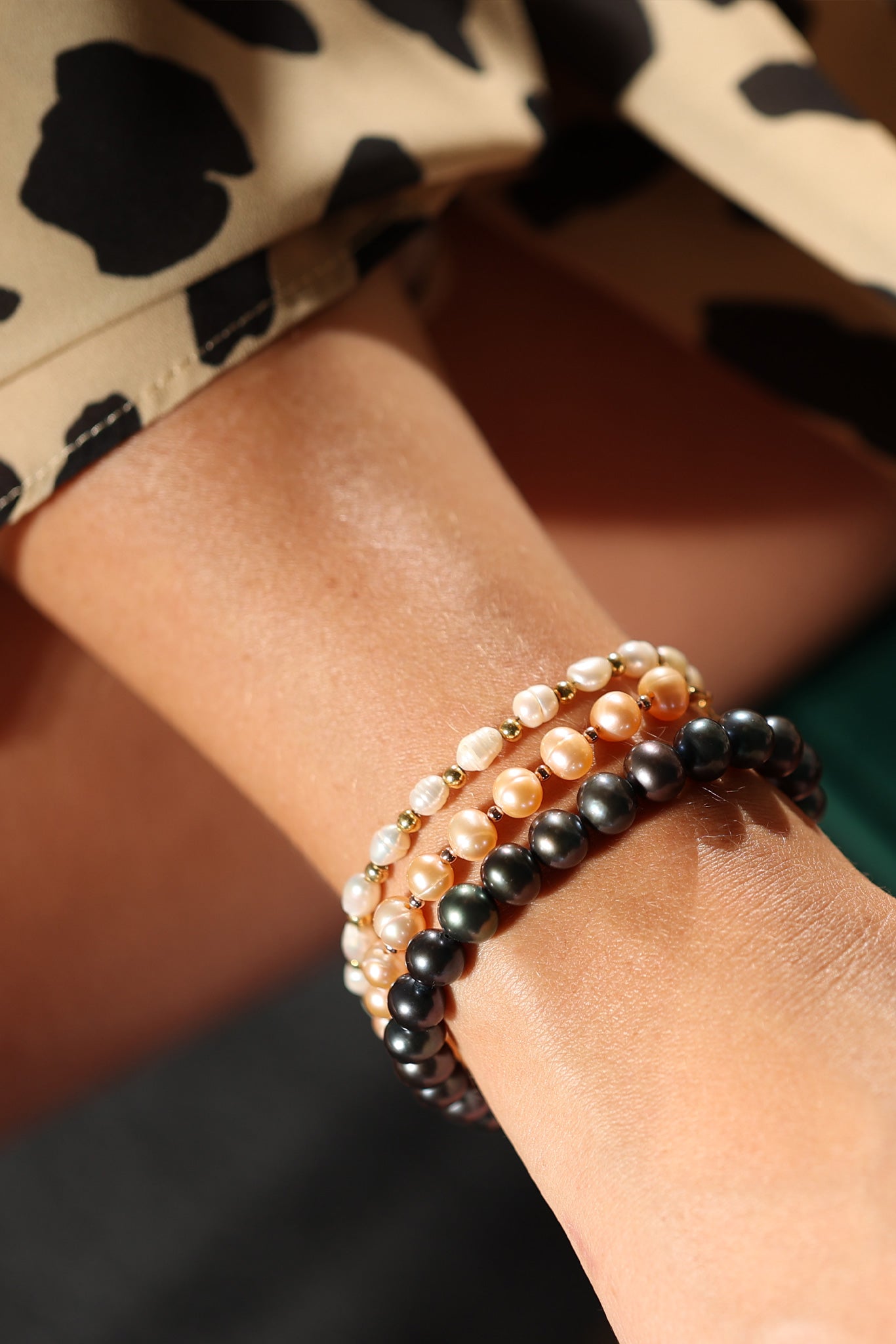 Bransoletka black pearl