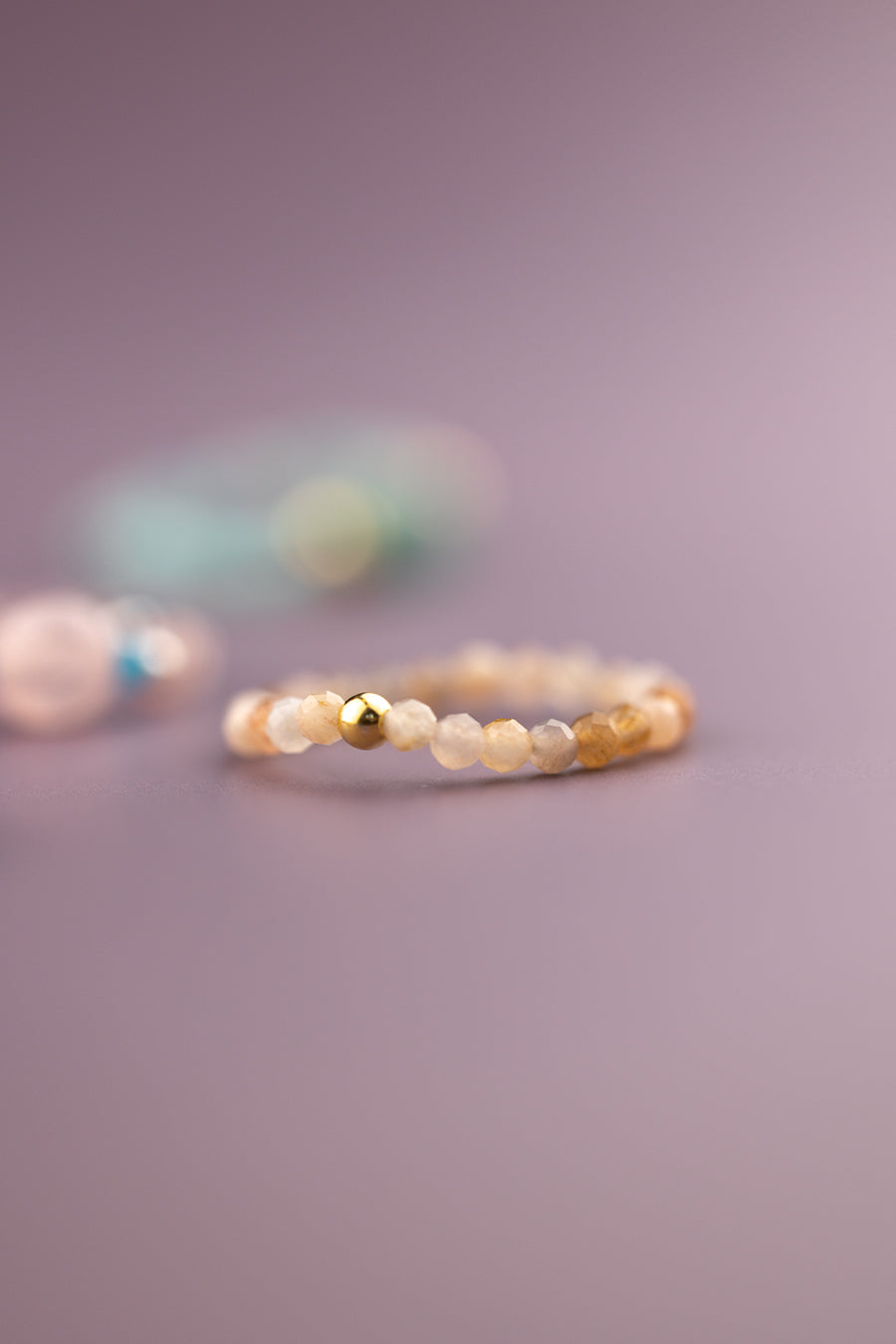 Pierścionek elastyczny z kamieniem słonecznym