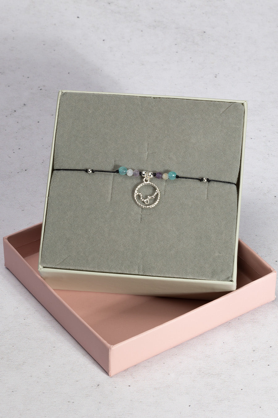 Bransoletka Znak Zodiaku Ryby ze srebrną zawieszką