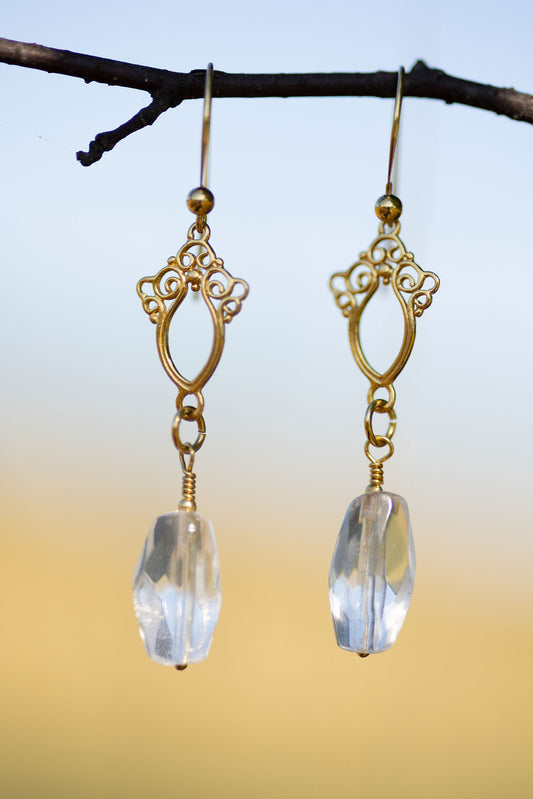 Kolczyki wiszące ażurowe z kryształem górskim